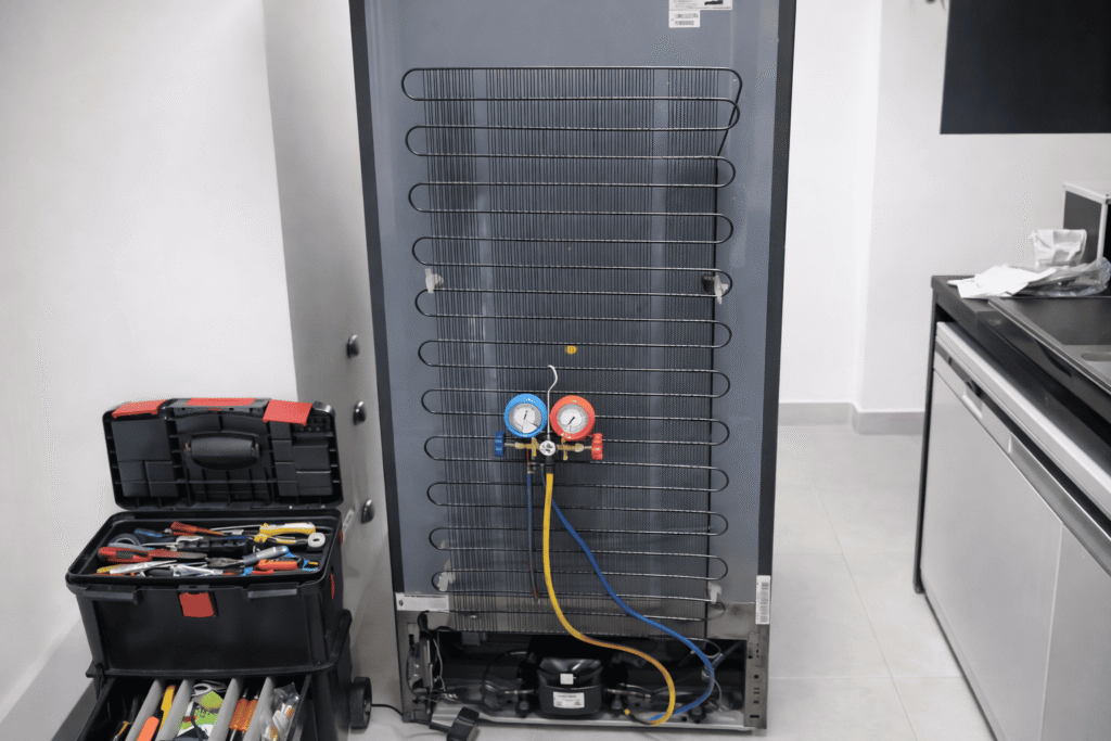 AC Repair Faridabad and Refrigerator gas refilling and servicing by technician